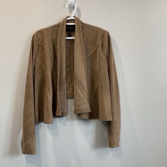 Jackets & Blazers - Bebgmaxazria Mocha Faux Suede Cropped Jacket